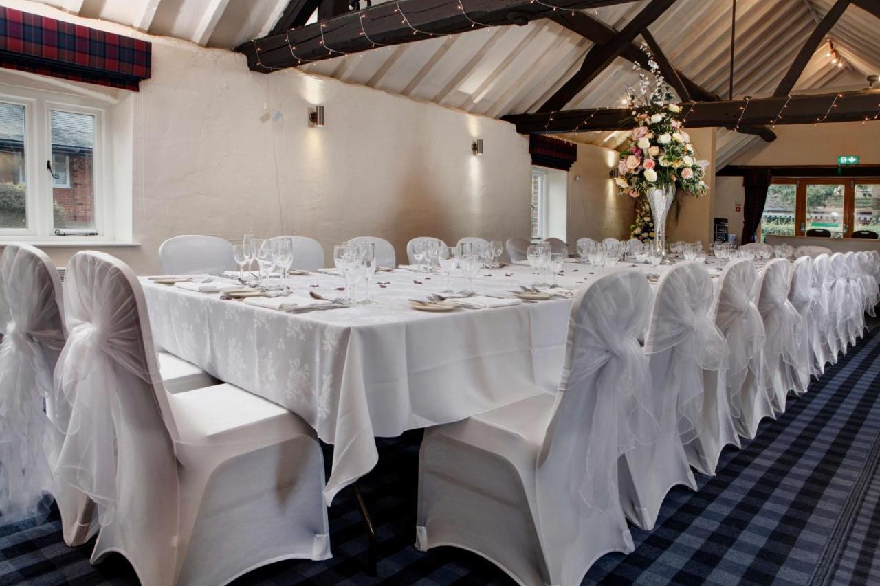 Windmill Village Hotel, Golf Club & Spa, BW Signature Collection Coventry Buitenkant foto