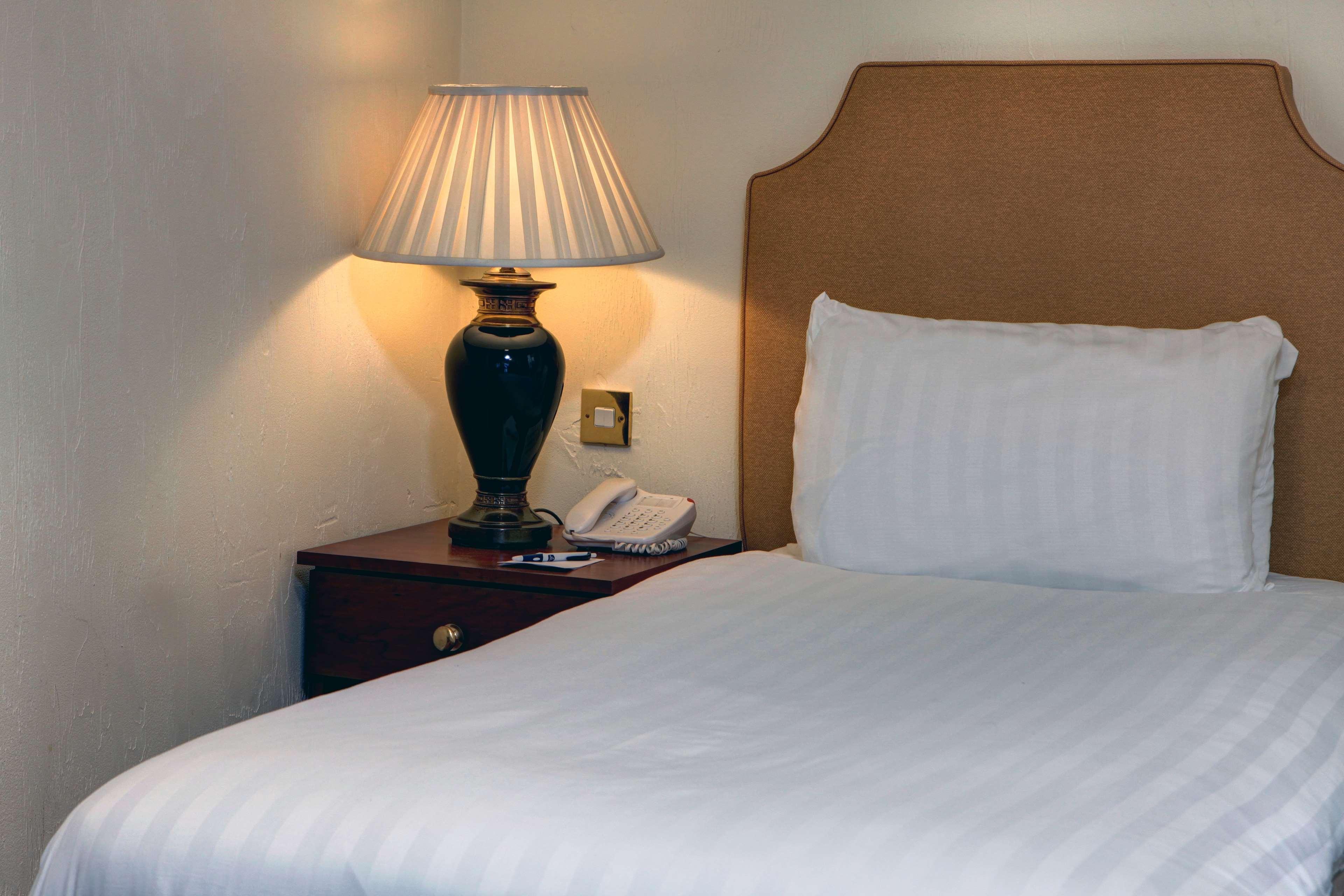 Windmill Village Hotel, Golf Club & Spa, BW Signature Collection Coventry Buitenkant foto