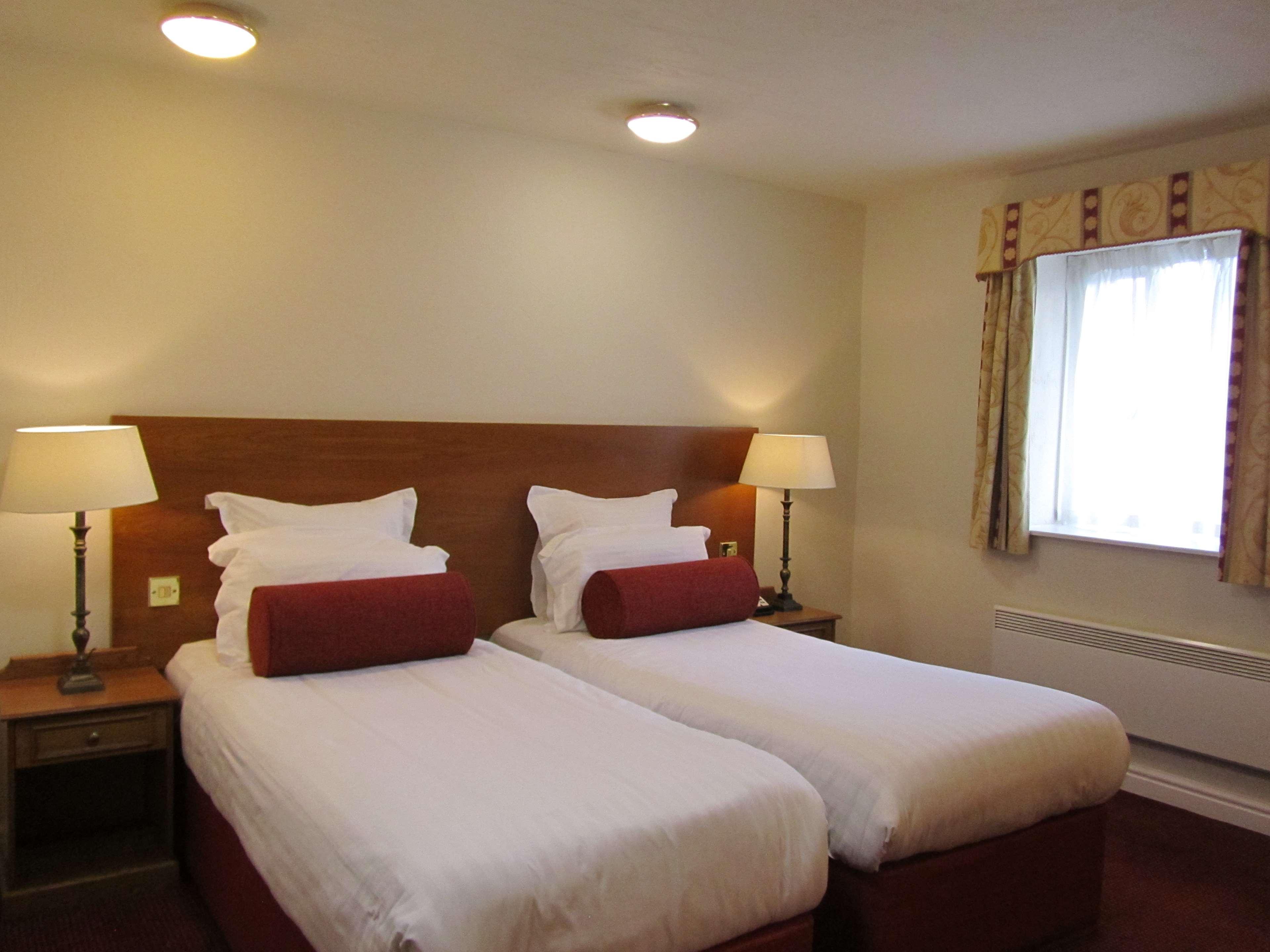 Windmill Village Hotel, Golf Club & Spa, BW Signature Collection Coventry Buitenkant foto