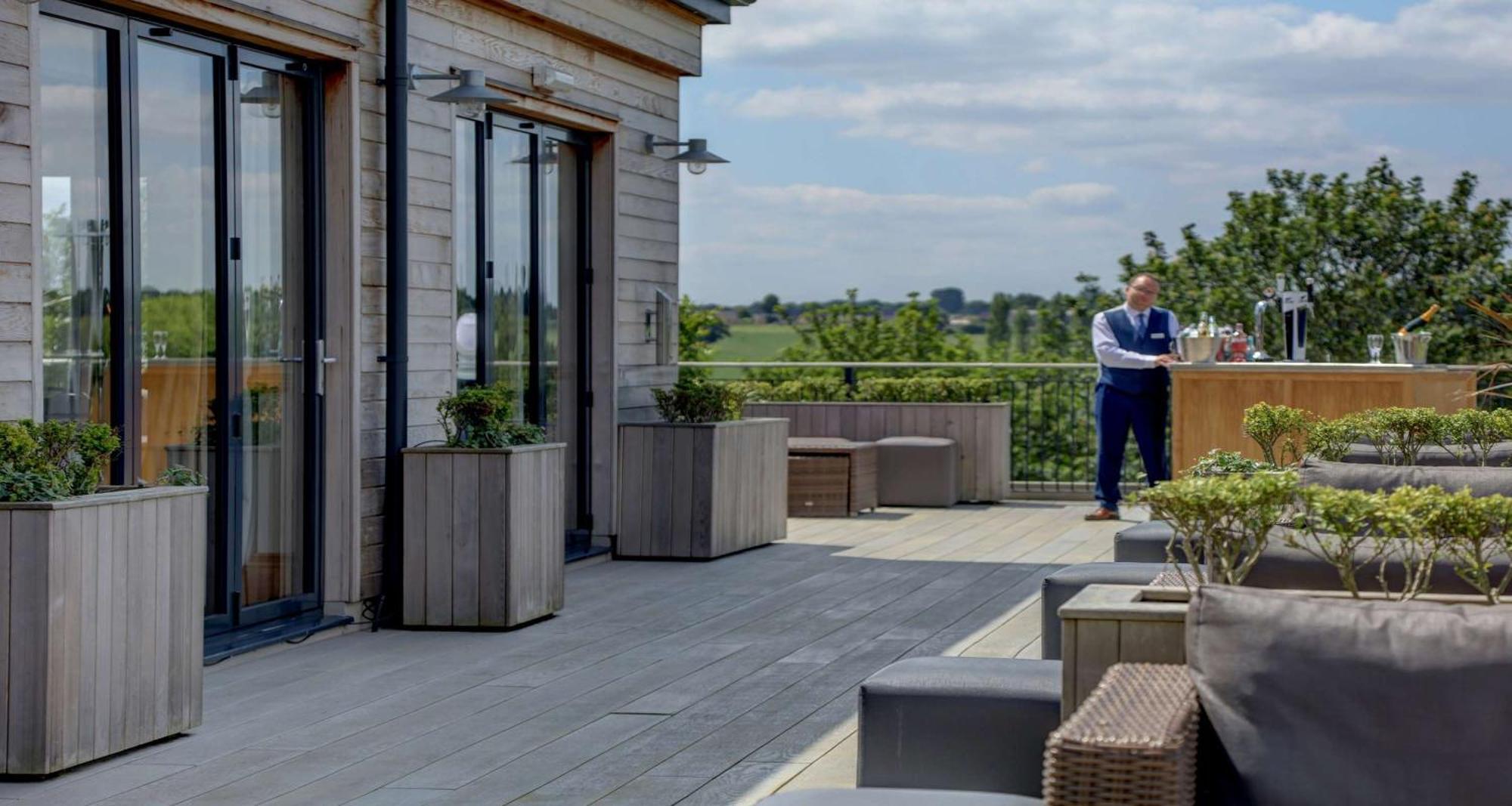 Windmill Village Hotel, Golf Club & Spa, BW Signature Collection Coventry Buitenkant foto
