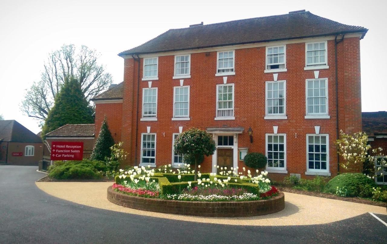 Windmill Village Hotel, Golf Club & Spa, BW Signature Collection Coventry Buitenkant foto